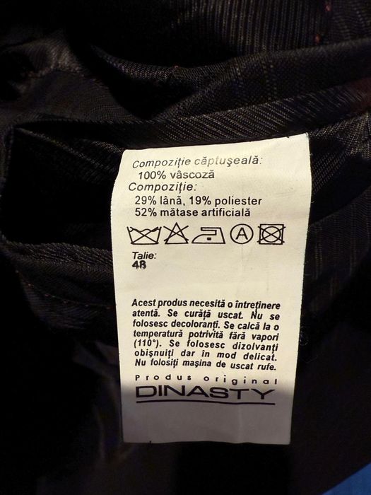 Costum elegant - negru, lana plus matase. impecabil