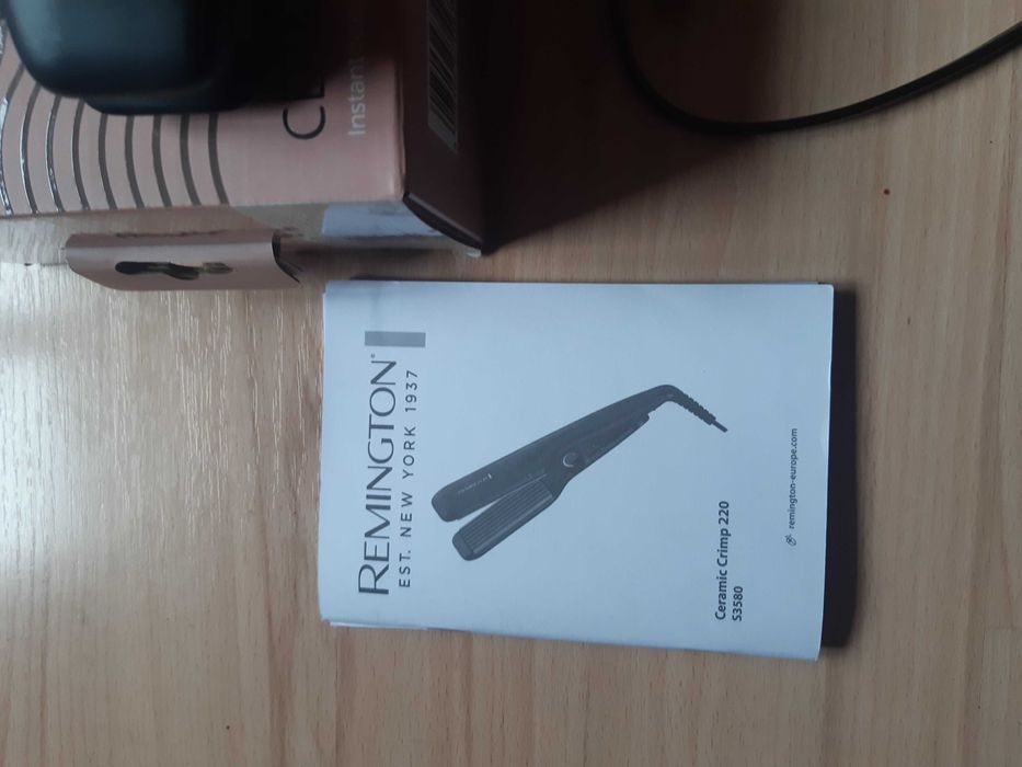 Преса за коса REMINGTON+още една Sapir подарък