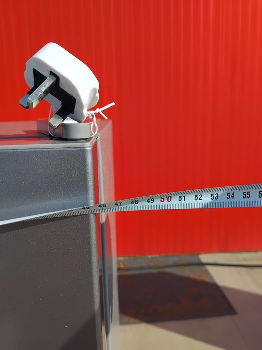 Хладилник с фризер Logik