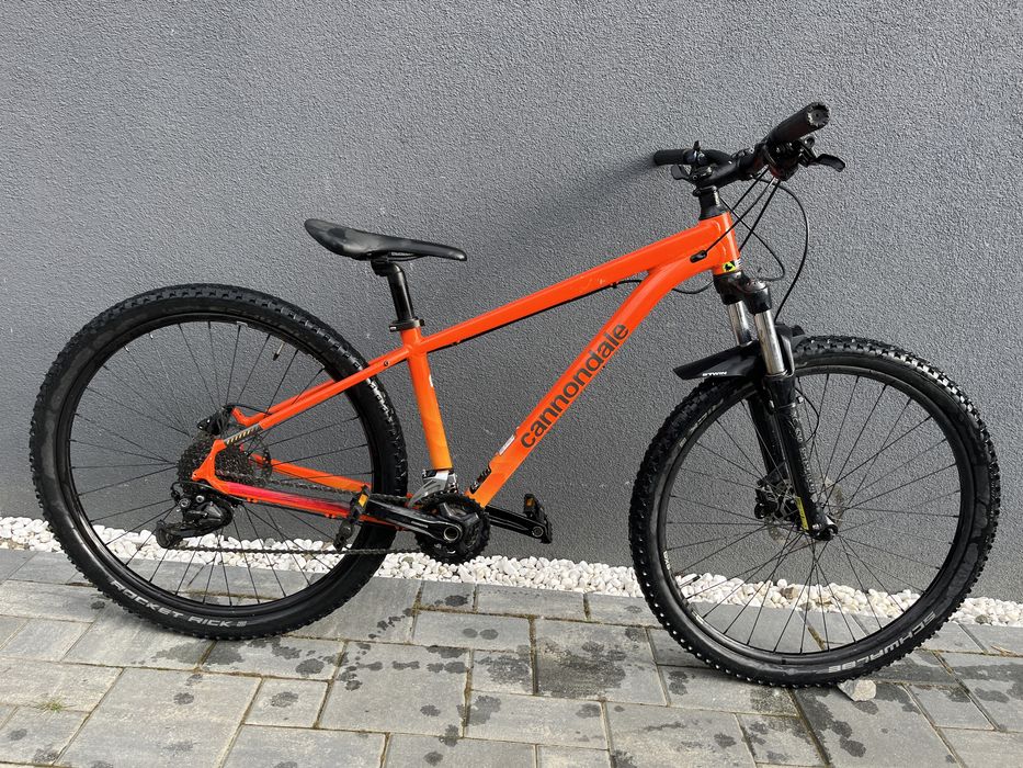bicicleta cannondale trail impact S mtb hardtail 27,5 shimano 2022