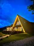 Cabana de închiriat A-frame cu 5 camere și 6 băi