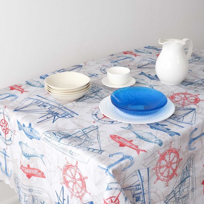 Скатерть "Путешествие".
Размер 140см × 180 см.