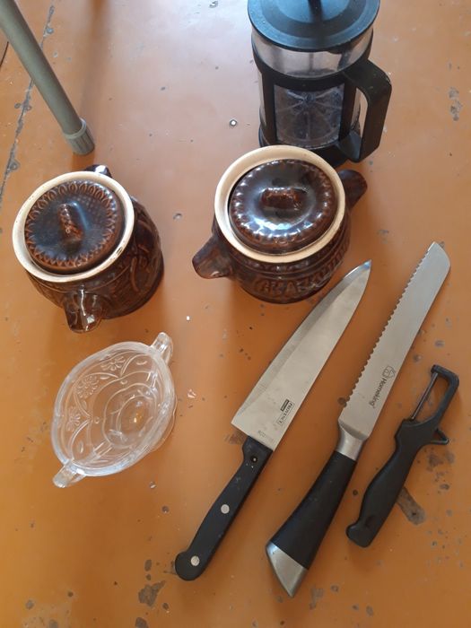 Ножи горшочки кухонная утварь