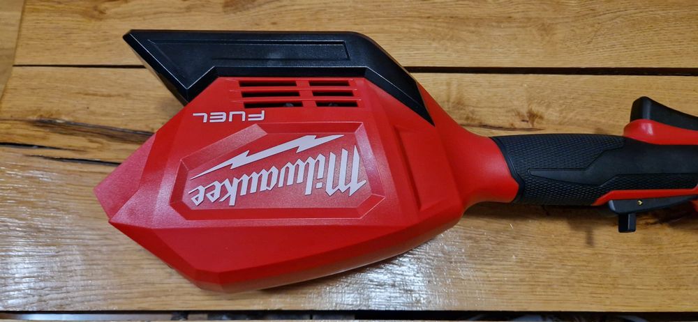 Milwaukee multifuncțională pe acumulator