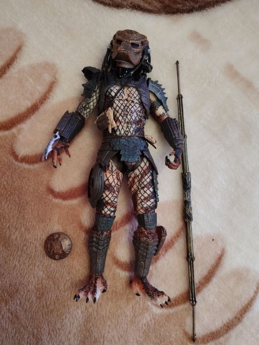 Продавам фигури Neca