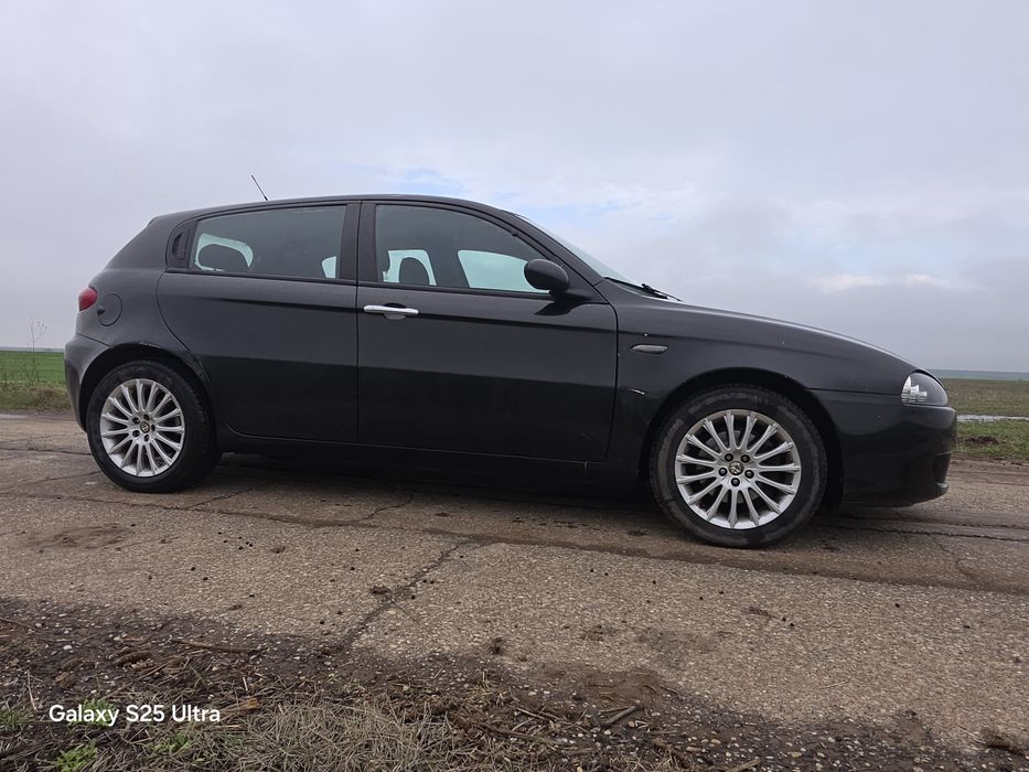 Vând Alfa romeo 1.6