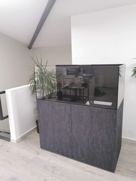 Подставка с аквариумом на заказ