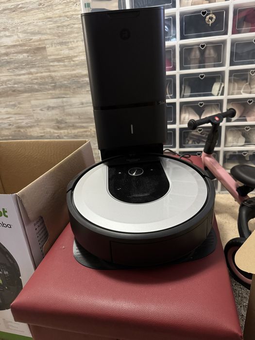 Robot roomba i7 +
