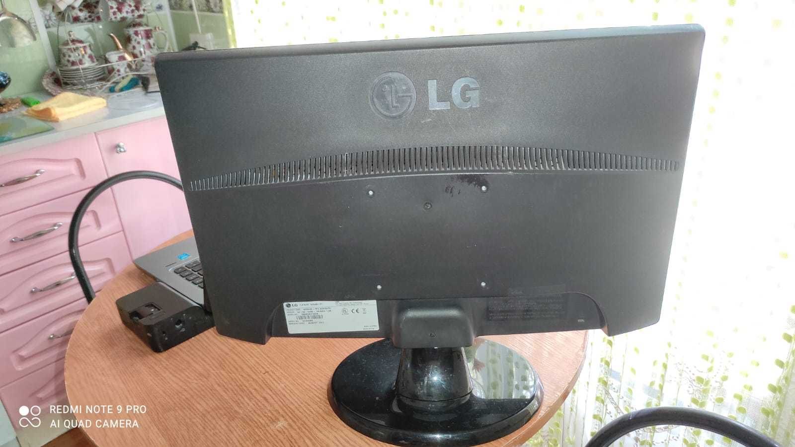 ЖК монитор LG Flatron W2043S, 20"