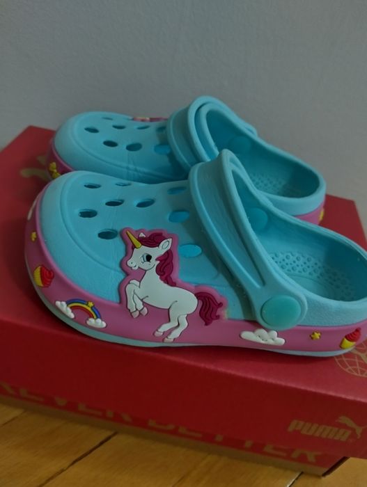 Papuci mărime 23 unicorn