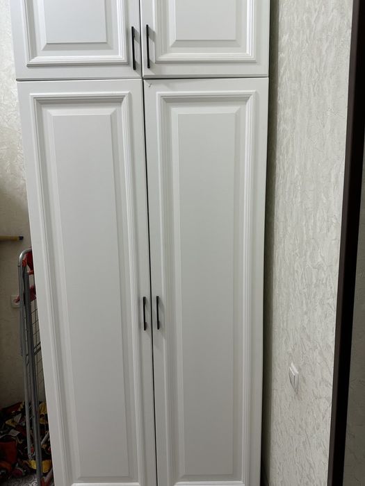 Шкаф две шт новый