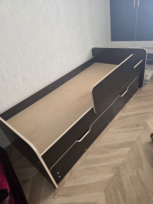 Кровать двухъярусная продаётся