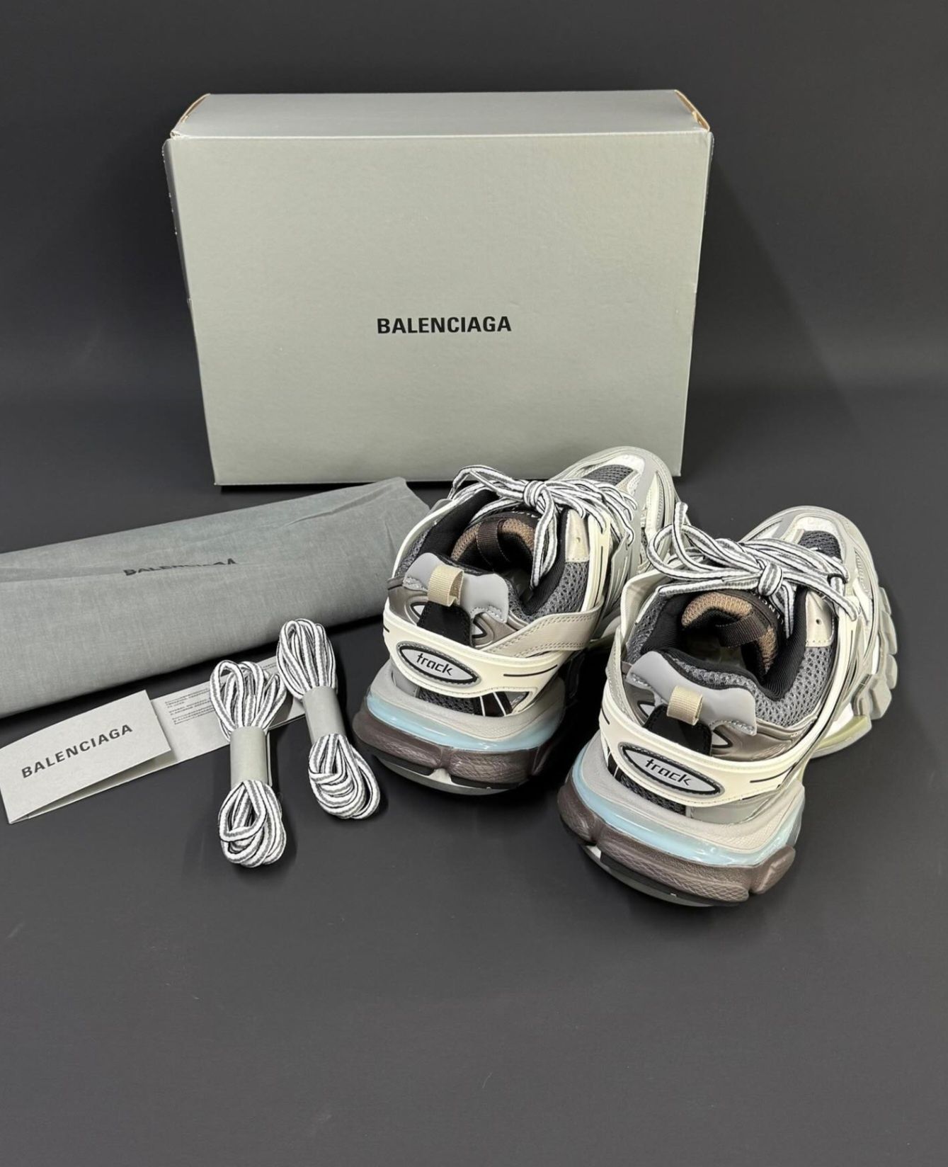 Унисекс Balenciaga truck
