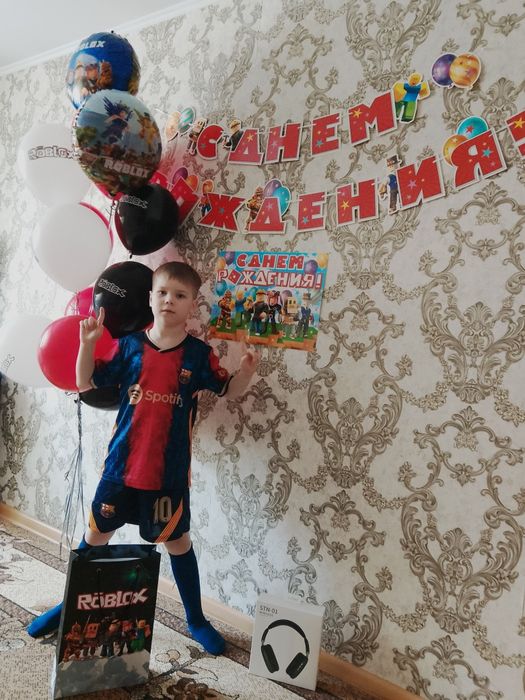 Продам гирлянду с днём рождения