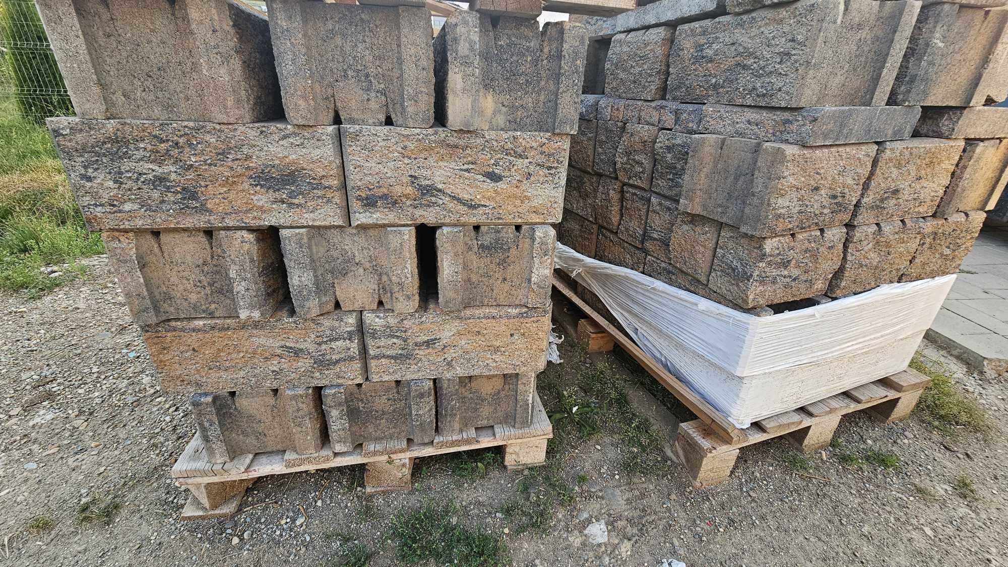 Vând bolțari din beton splițat mix portocaliu antracit