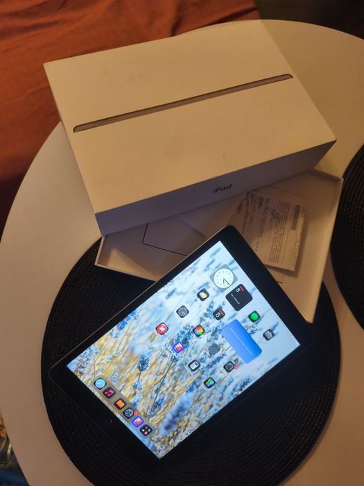 Планшет IPad 8 32g