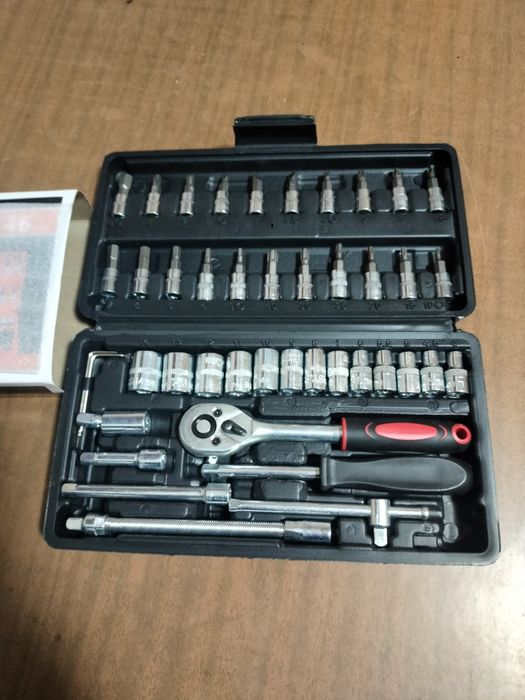 Продам набор инструментов 46 предметов