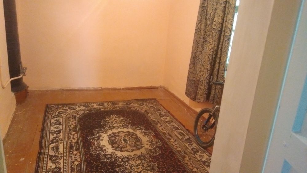 Нурафшон шахрида ховли уй ижарага ьерилади