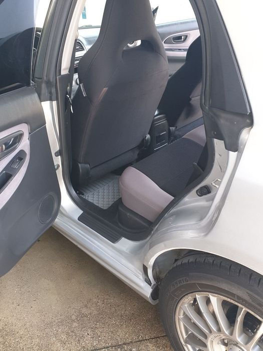 Subaru Impreza 2.0r