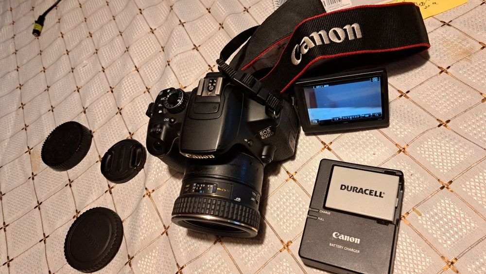 Фотоапарат Canon EOS 650D+ обектив Tokina AT-X PRO 35mm