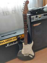 Vand Fender Squier Stratocaster cu hardcase