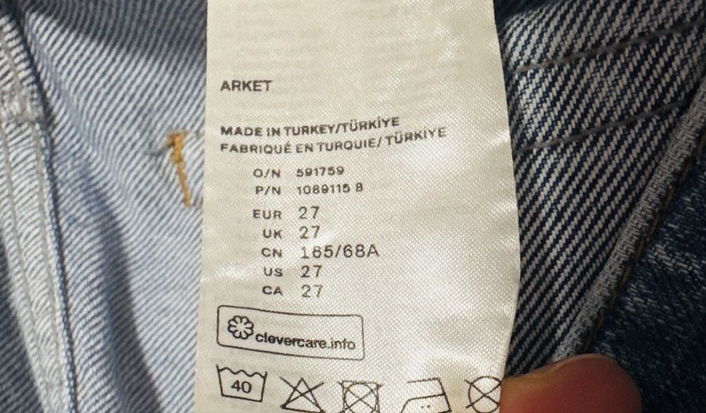 Blugi Arket marimea M