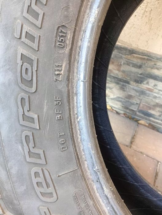 Vând cauciucuri 285/65 r20M+S