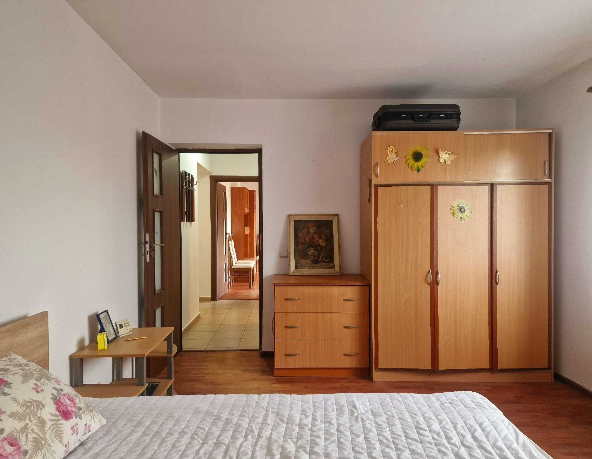 Confort și calm la oraș – apartament de vânzare în Drumul Taberei