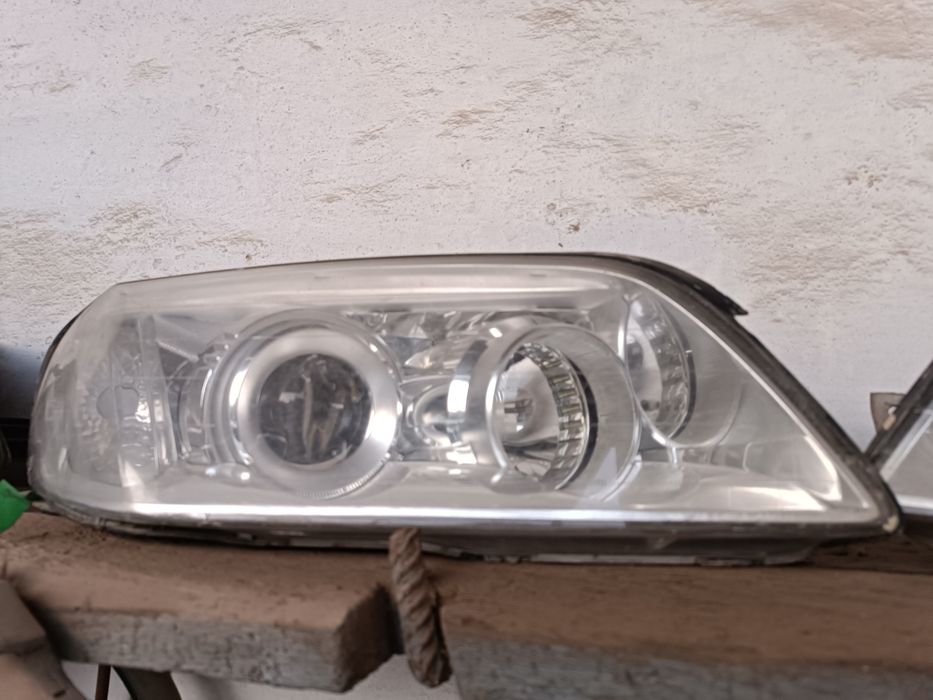 Продам фары от каптивы