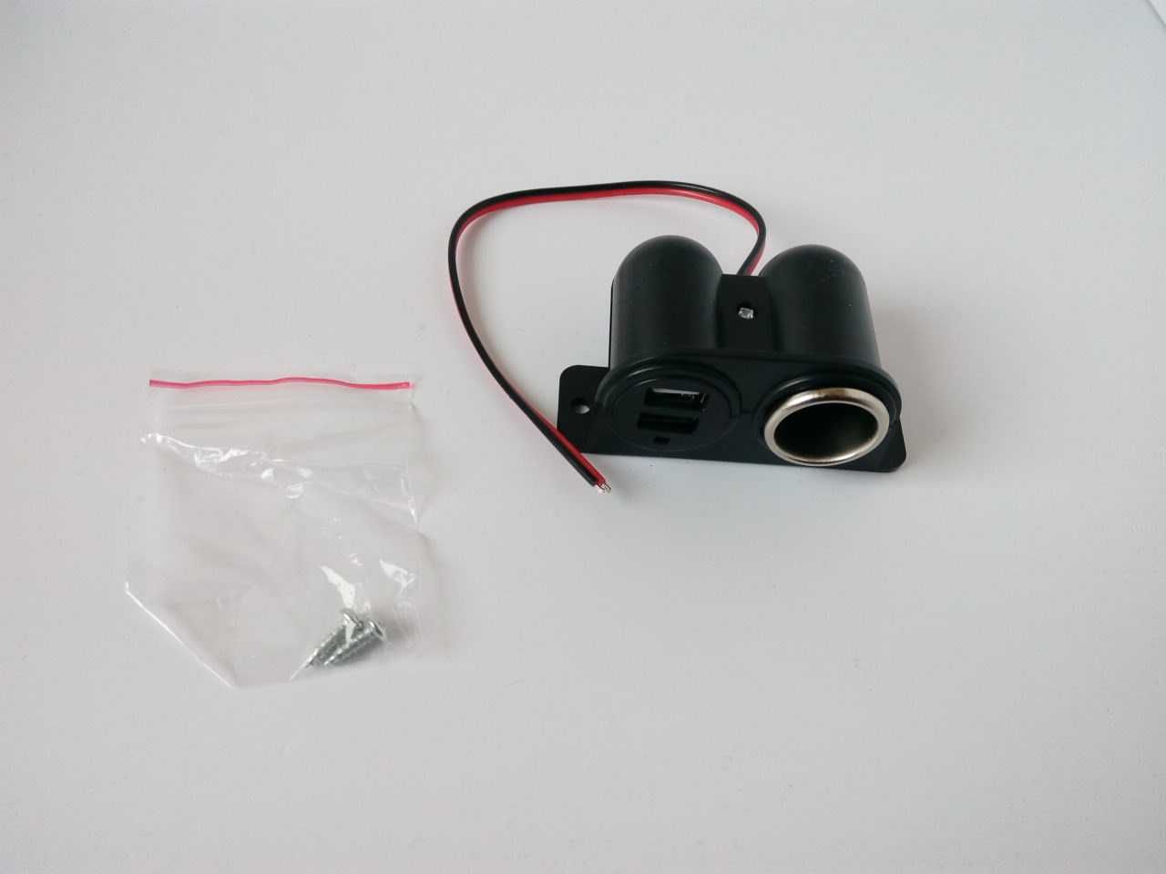Блок гнездо прикуривателя + 2 usb