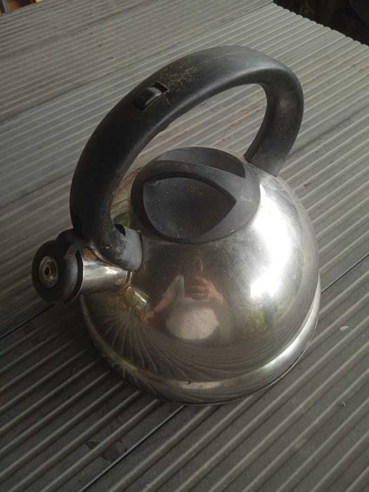 продам чайник с свистком