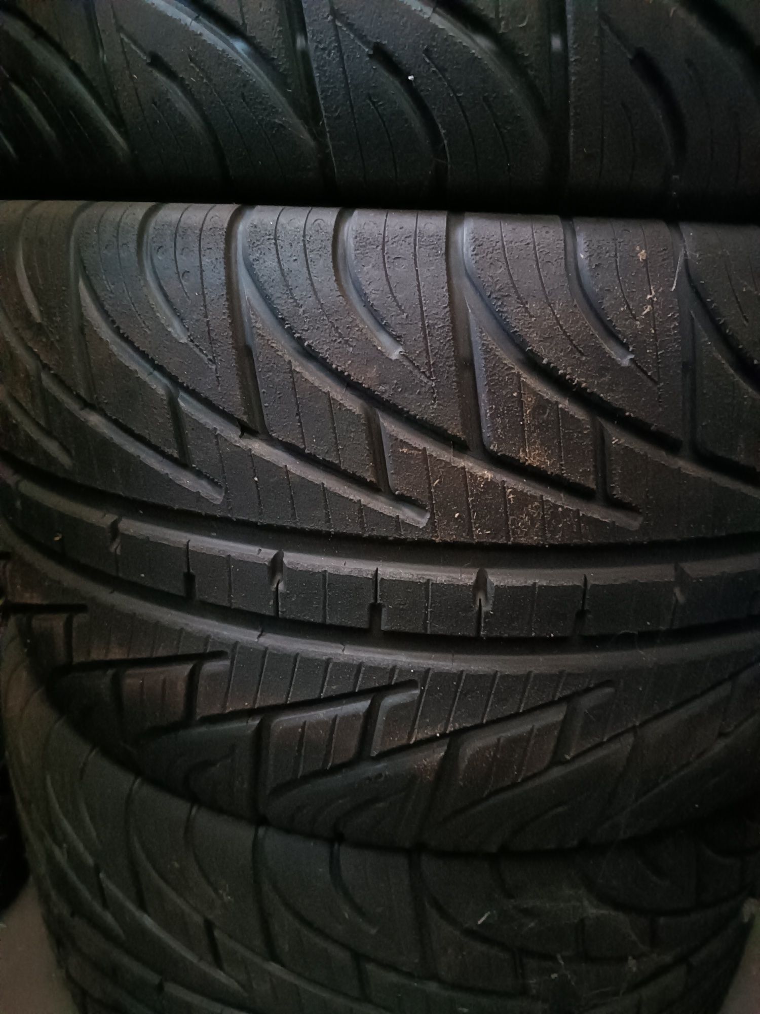 michelin pilot,31\71-18,сликове 18, за вода ,6 броя като нови!меки!