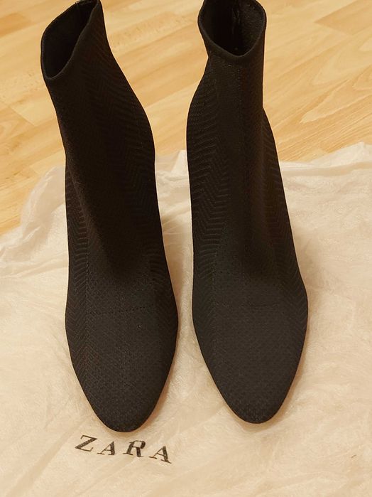 Дамски обувки,боти на ток