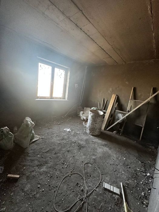 Срочно прадайутса квартера сагбон навастройка