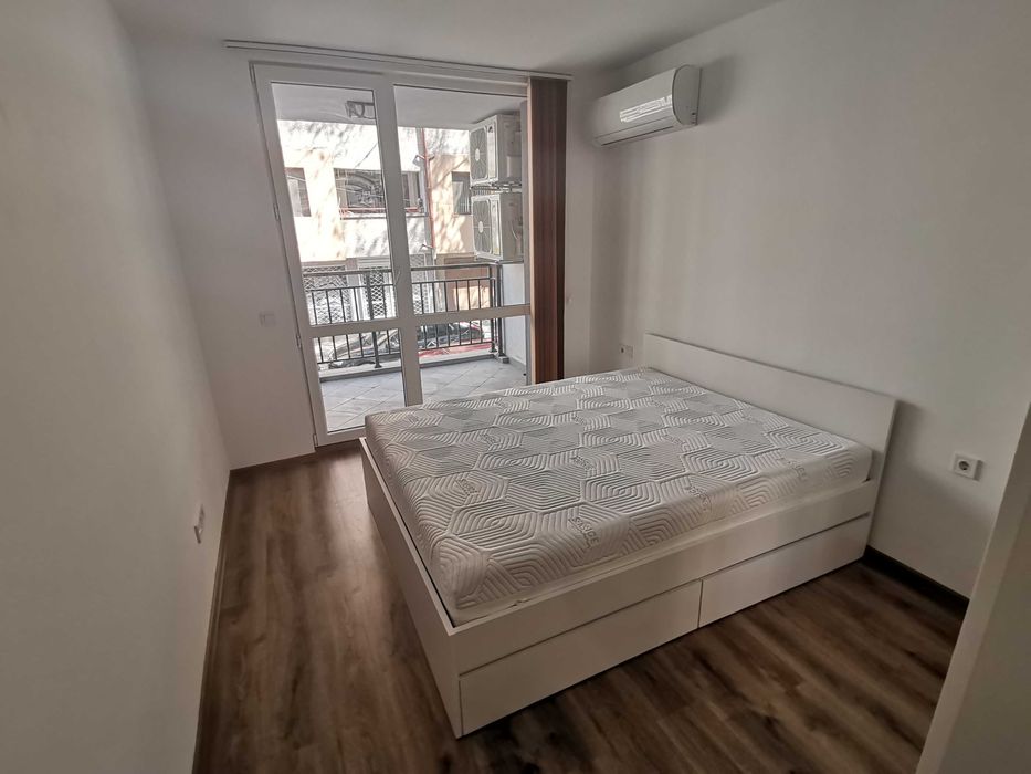 Дава се под наем Двустаен апартамент в Бургас, Възраждане - 52 кв.м за 255 € - Снимка #1