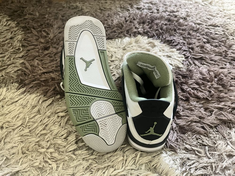 Jordan 4 “Oil Green” Women’s