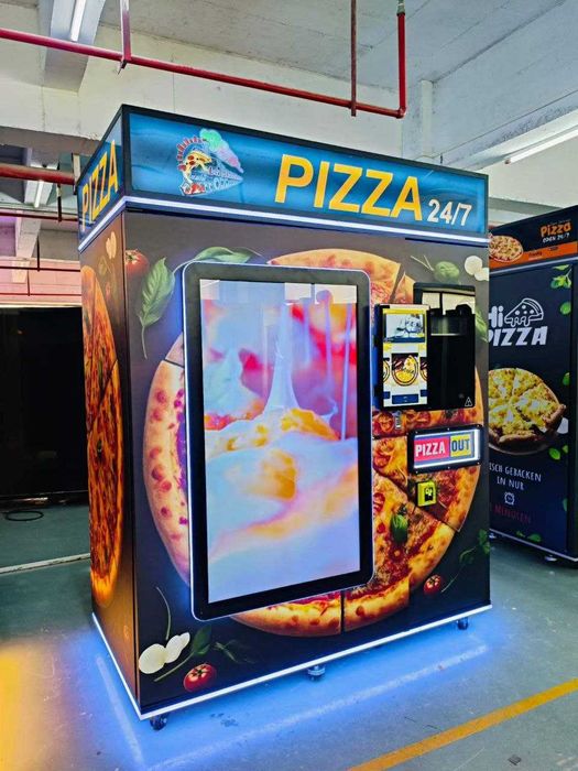 ЧИСТО НОВА Машина за пица вендинг автомат за пици Pizza Robot Pro