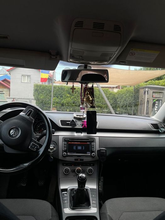 Vand sau schimb Vw Passat cu orice tip de mașină hibrida