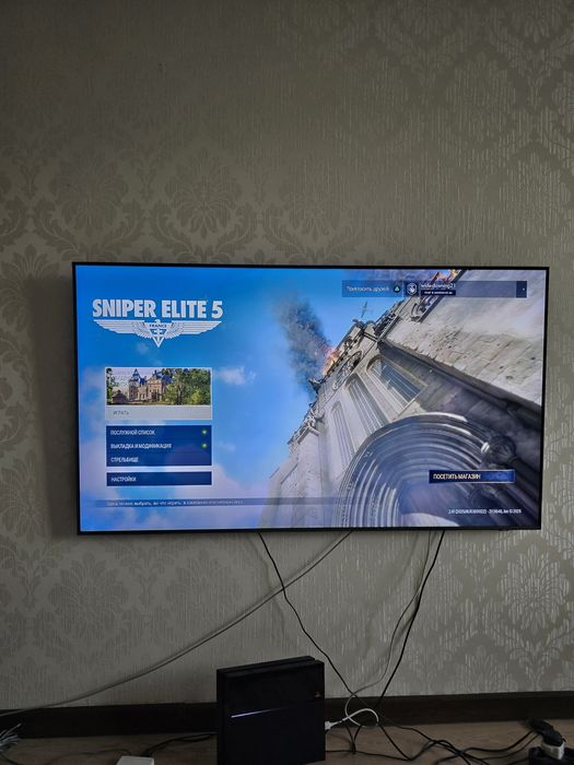 PlayStation 4 в отличном состоянии