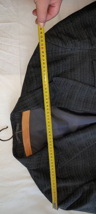 Costum culoarea gri de bărbați