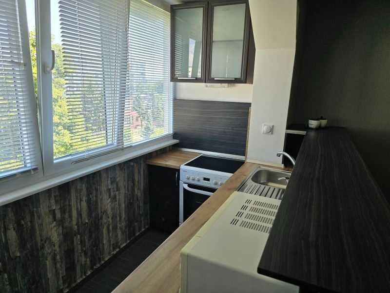 Дава се под наем Двустаен апартамент в София, Връбница 1 - 48 кв.м за 400 € - Снимка #2
