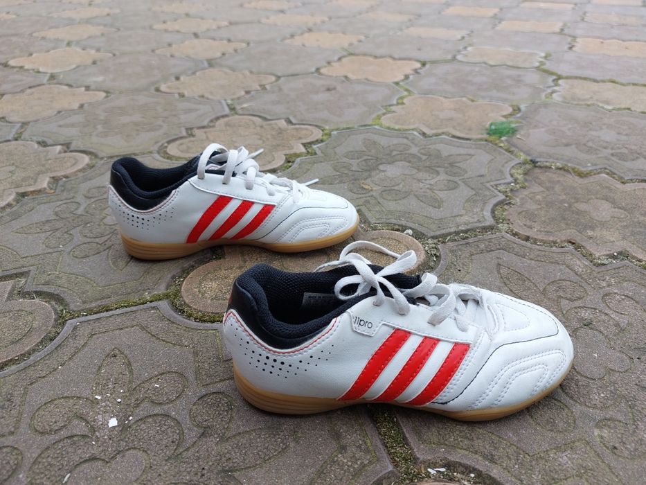 Adidasi Adidas Nr.31