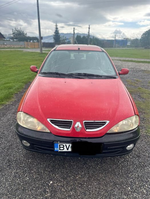 Reno Megan din 2000 de 1,6 Benzina