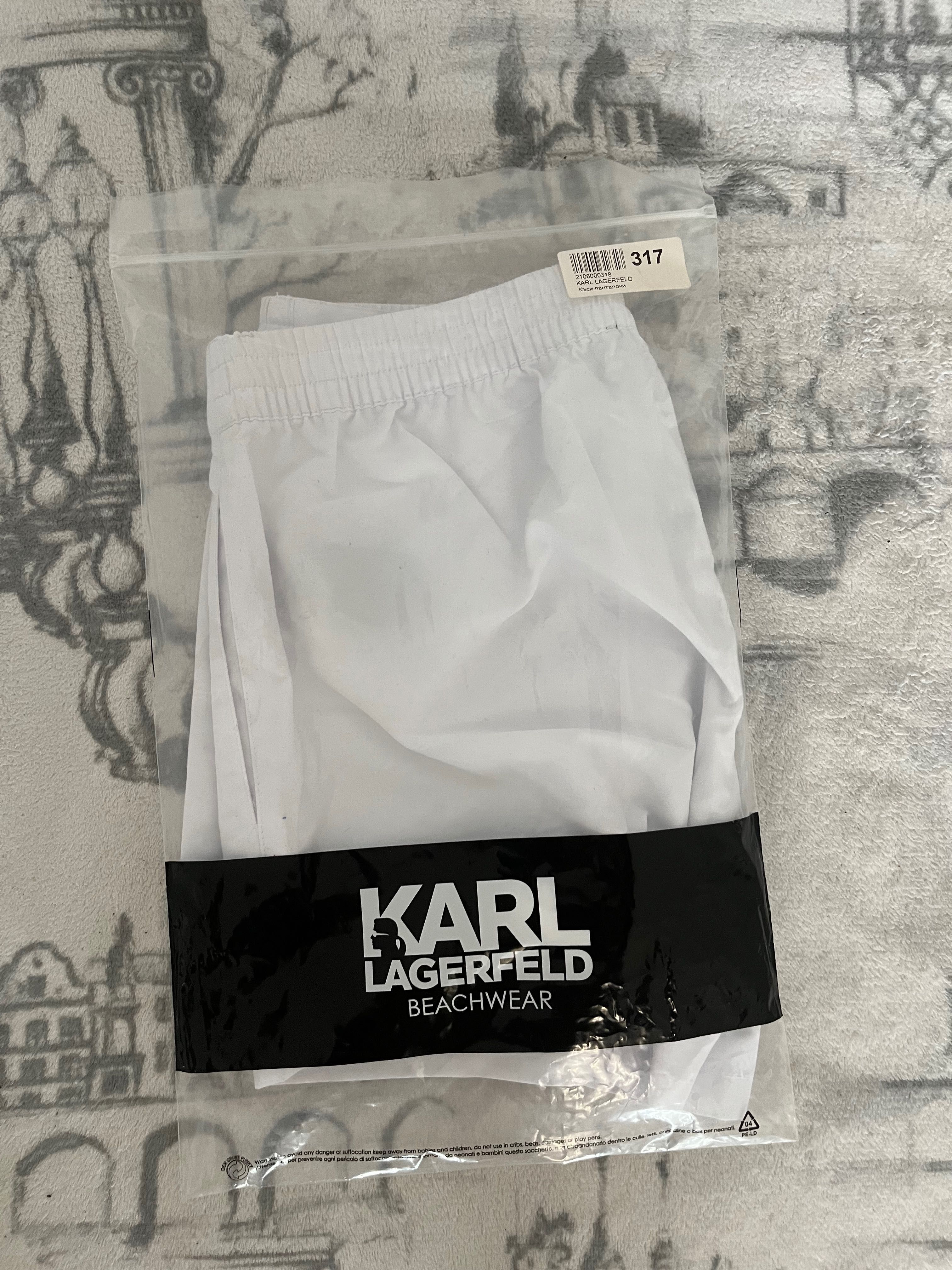 Karl Lagerfeld Шорти НОВИ