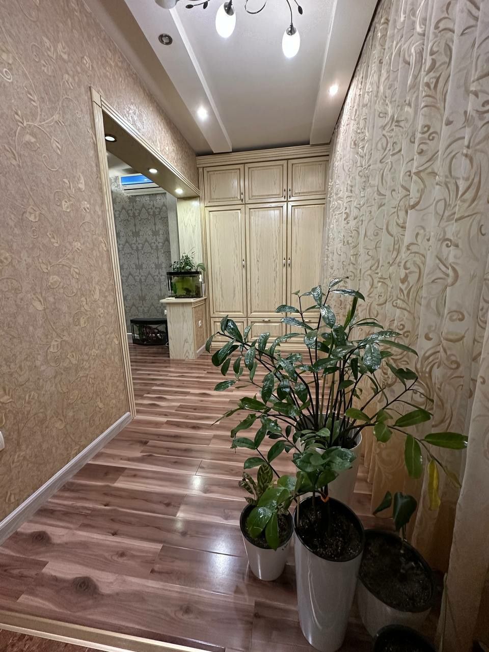 Тансикбоев-3 4/2/5 94 м² евро