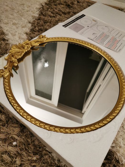 Oglinda rotunda aurie  40x40 cm cu rama metalica