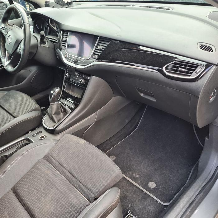 Scaune fata banchete semipiele Opel Astra K