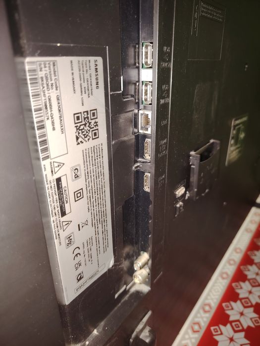 Samsung QLED 4K UHD  108 cm excelent