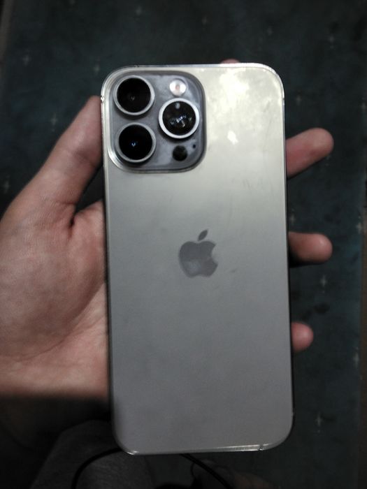Продам iPhone 16pro max (ФЭЙК) Но работает нормально стабильно