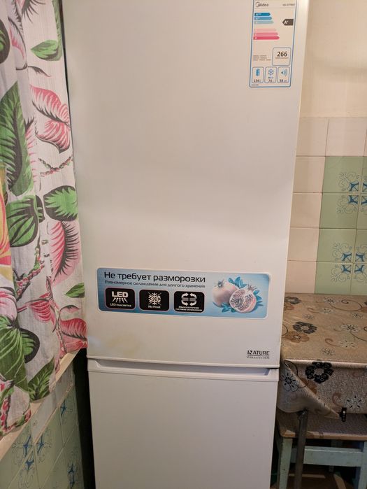 Холодильник Midea